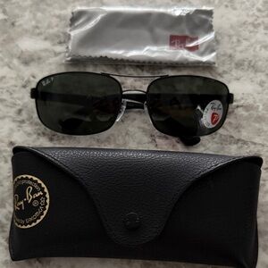 Ray-Ban Sunglasses with Case